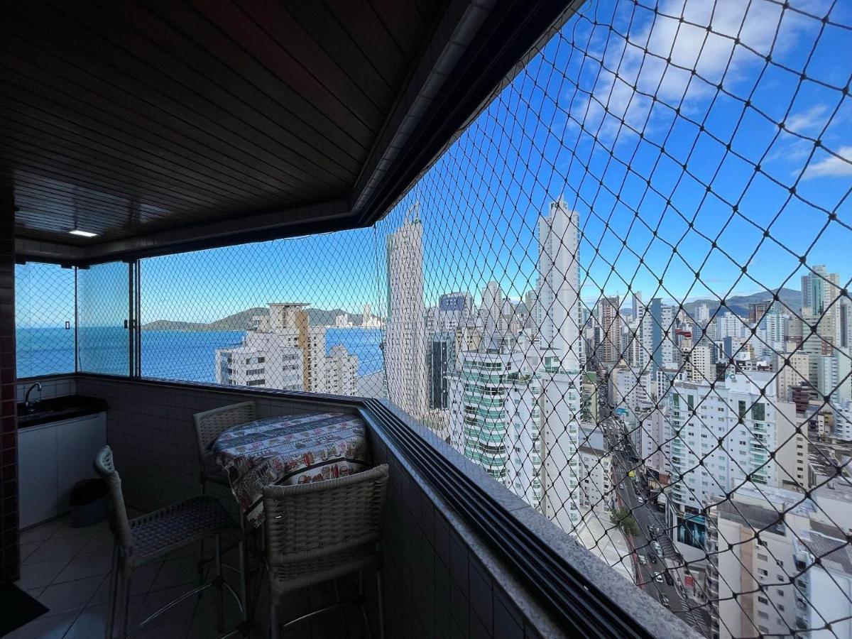 CTW001 - Vista mar e Avenida Brasil, Telas de Proteção, Sacada com Churrasqueira, Garagem Caminhonete, Cozinha Completa e Kit Praia Balneário Camboriú Extérieur photo