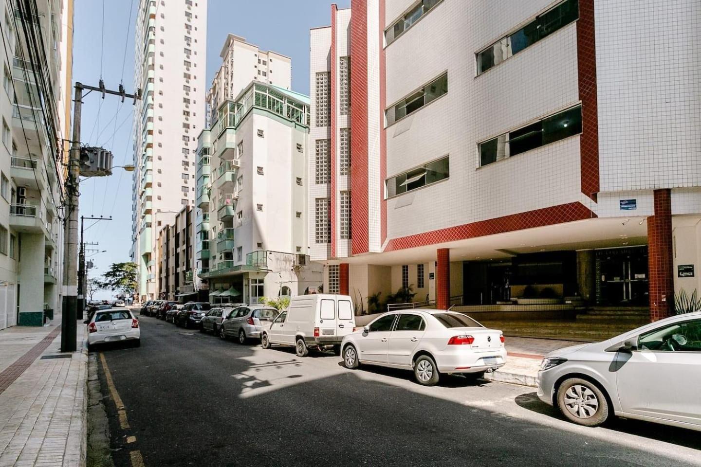 CTW001 - Vista mar e Avenida Brasil, Telas de Proteção, Sacada com Churrasqueira, Garagem Caminhonete, Cozinha Completa e Kit Praia Balneário Camboriú Extérieur photo